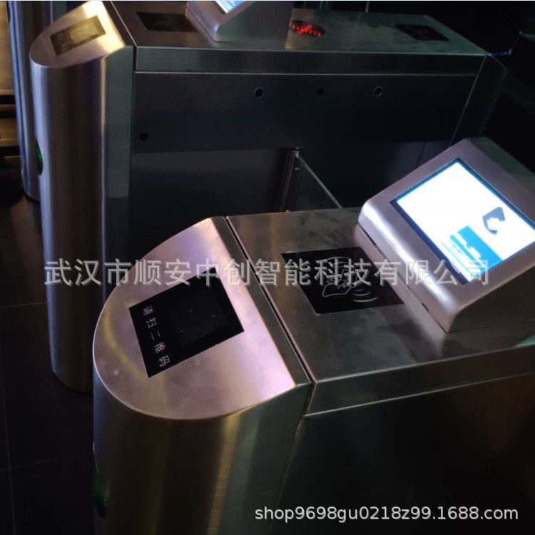 游樂場兒童水上樂園電影院游泳館景區售票系統檢票二維碼閘機廠家