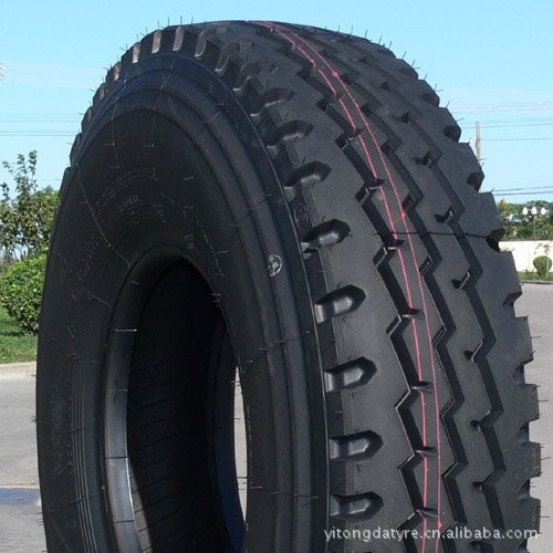 供應(yīng)便宜1100R20全鋼子午輪胎