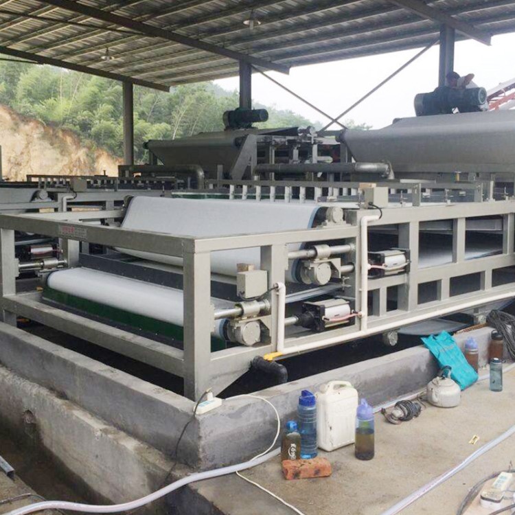 洗煤廠污水處理成套設備 污泥處理成套設備 煤泥水變清水