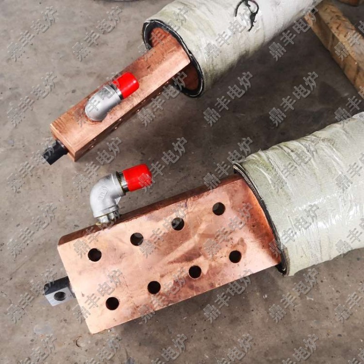 电弧炉水冷电缆 大电流大截面水冷电缆