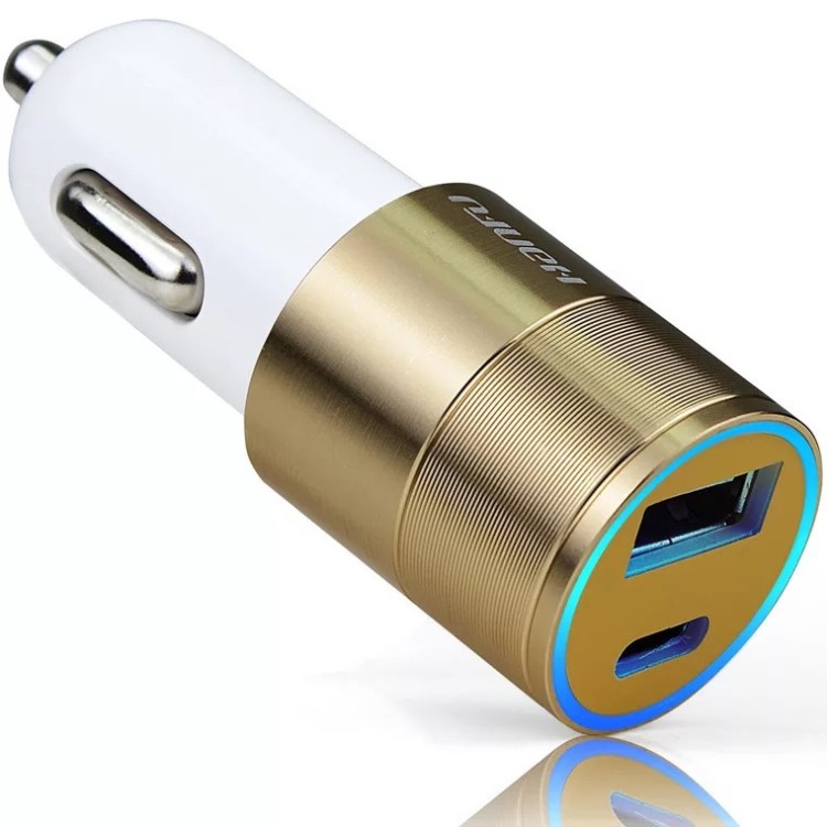 厂家直销 车载充电器双usb PD快充 qc3.0 车充头 车载手机充电器