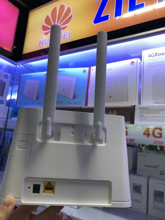 HUAWEI B310As-852   4G Router 華為移動(dòng)電信聯(lián)通4G CPE無(wú)線(xiàn)網(wǎng)關(guān)