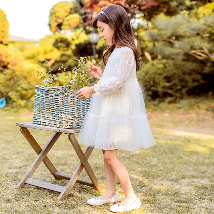 女童連衣裙2019春秋裝新款洋氣蕾絲裙子鏤空長袖小女孩公主裙D292