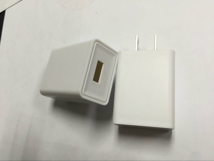 大米充電器外殼小米旅充外殼適配器歐規(guī)美規(guī)中規(guī)外殼廠家供應(yīng)