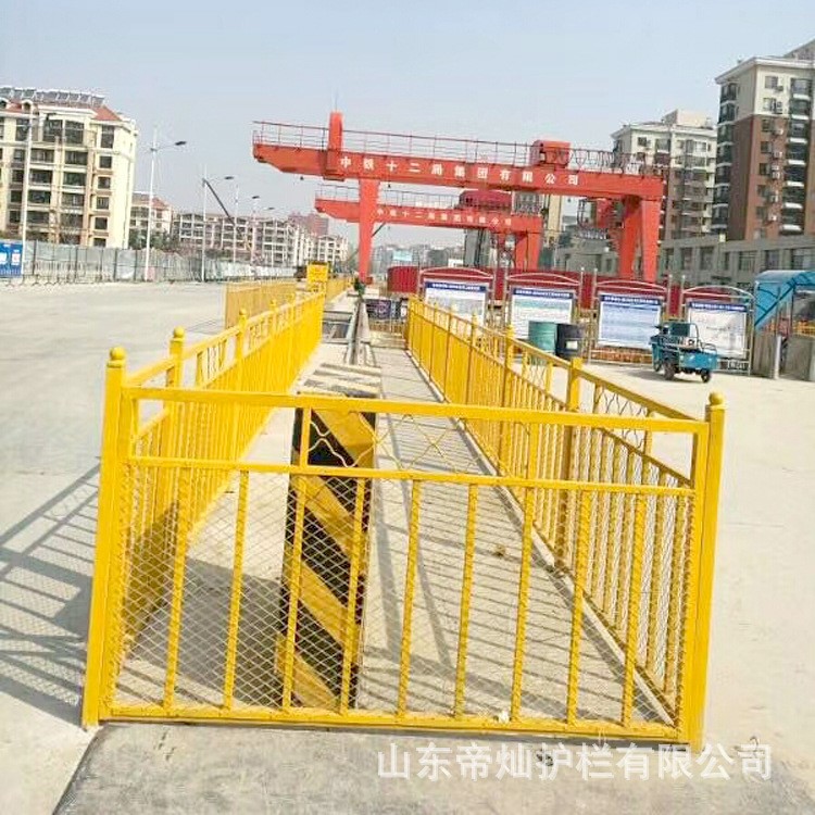 廠家直銷基坑圍欄 隔離網欄 工地施工臨邊防護護欄 基坑圍欄