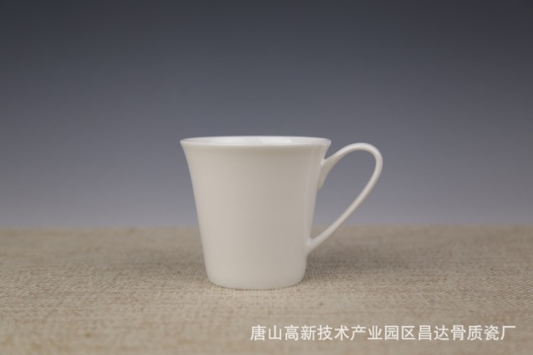 北京水杯 骨質(zhì)瓷 敞口杯 白 骨瓷生產(chǎn)廠家 唐山昌達(dá)骨質(zhì)瓷廠