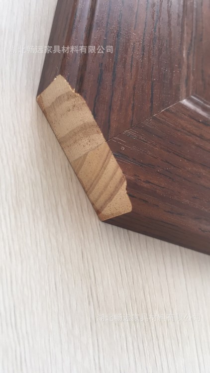 包覆門；包覆實(shí)木門；包覆拼框門；包覆實(shí)木線條；衣柜實(shí)木門