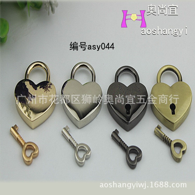 心形鎖 飾品 淺色金銀色鎖五金件配裝飾婚慶掛鎖箱包掛同心鎖頭