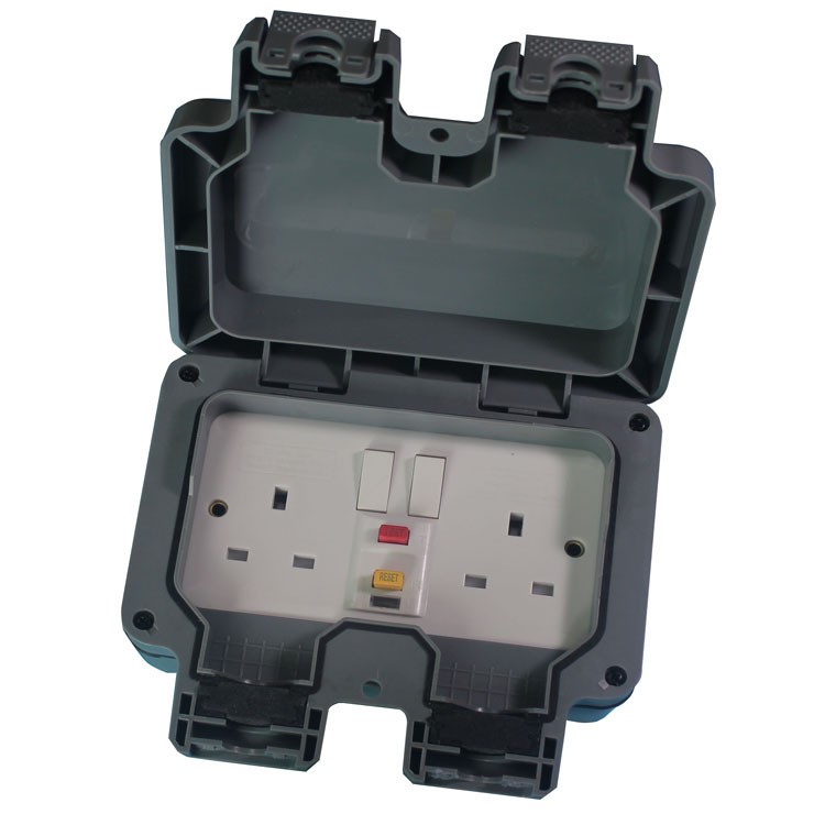 帶漏電保護(hù)RCD英式防水插座 英式插座 IP65防塵防雨插座廠家