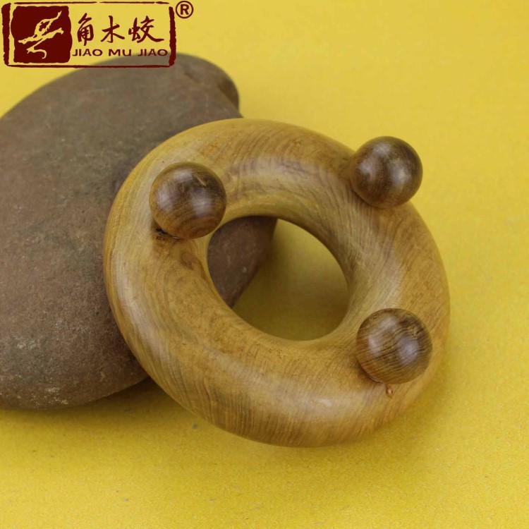 792品牌廠家直銷越南沉香木球環(huán)按摩器 保健美容 產(chǎn)地貨源按摩輪