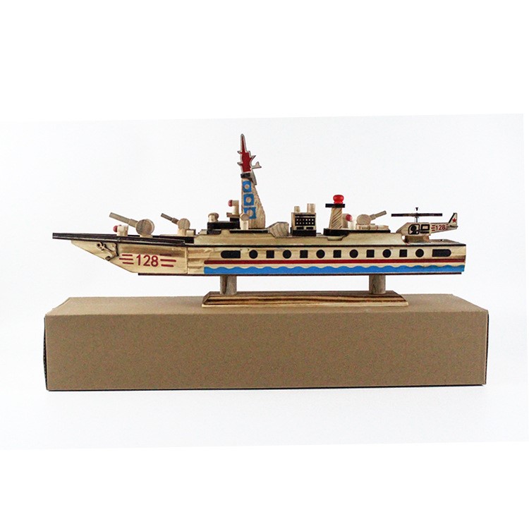 2018新款航母護衛(wèi)戰(zhàn)艦 木質(zhì)工藝品軍艦模型擺件 居家辦公桌裝飾
