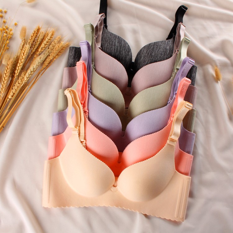 新一片式无痕内衣文胸女士中厚胸罩聚拢调整型简约时尚内衣批发