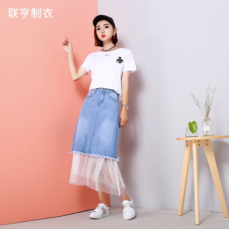 2019新款chic韓風網(wǎng)紗時尚蕾絲拼接學生包臀牛仔a字長裙女