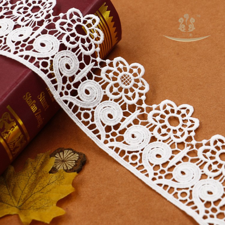 2cm单边牛奶丝刺绣水溶条码绣花花边