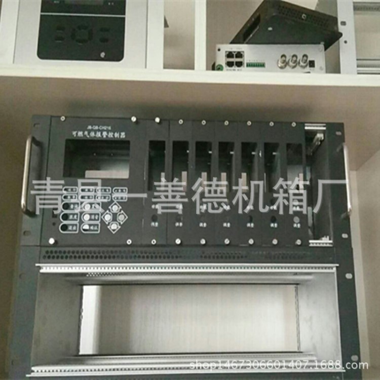 輕便環(huán)保型機(jī)箱 鋁制工控機(jī)箱電腦主機(jī)PC機(jī)箱鈑金加工廠