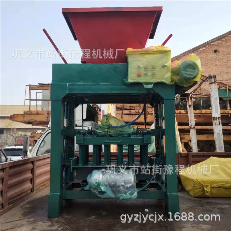 廠家供貨小型紅土實心磚切磚機 移動式粉煤灰制磚機 免燒液壓磚機