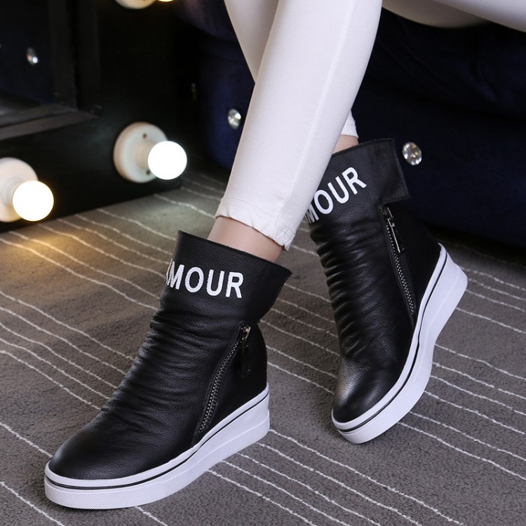 嬪妃麗人真皮圓頭短靴馬丁靴韓版休閑坡跟隱形內(nèi)增高短靴增高8CM