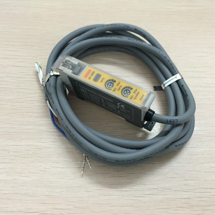 FOTEK/陽明光纖放大器VF06R現(xiàn)貨供應(yīng) 臺灣光電開關(guān) 出線式