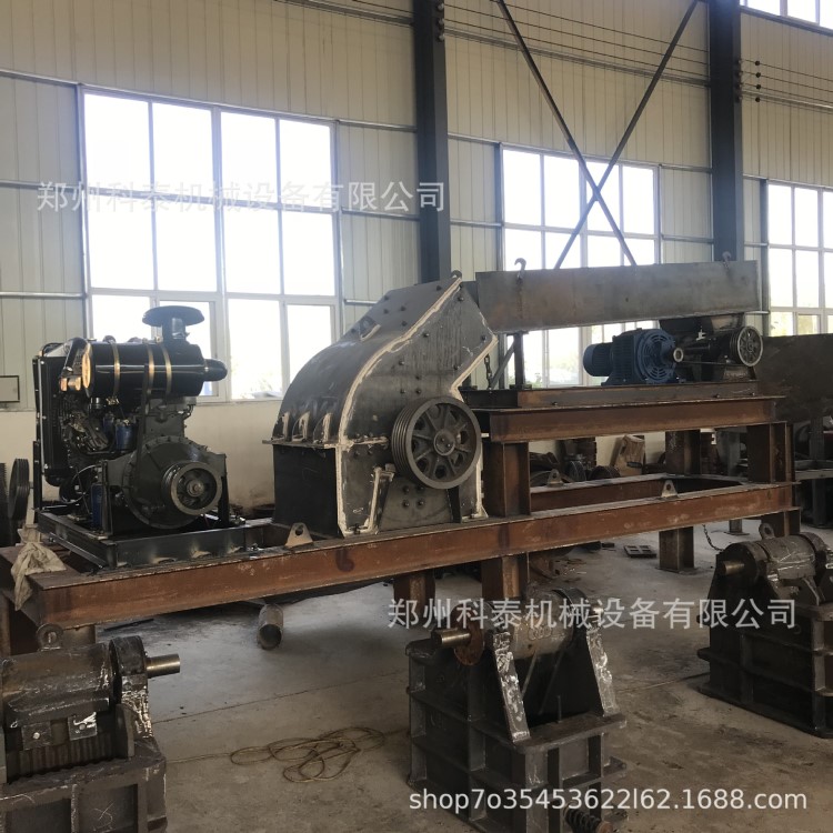 錘式破碎機(jī)軸承 錘式破碎機(jī)錘頭 小型錘式破碎機(jī)圖片
