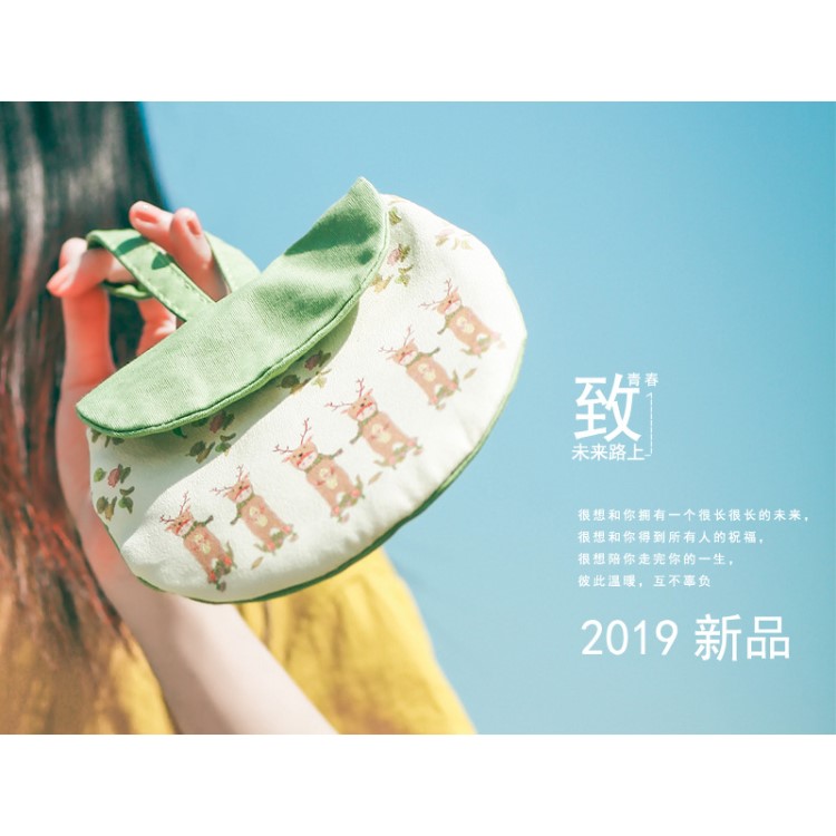 2019新款動漫卡通零錢包原創(chuàng)帆布手拿布藝女包廣告來圖定做LOGO