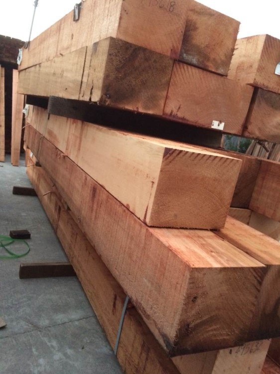 红雪松天然防腐木材景观户外木结构用木方规格全国供货