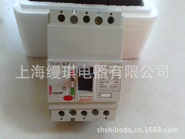 TCL塑料外殼式斷路器TLM1N-125/3300 3P 100A