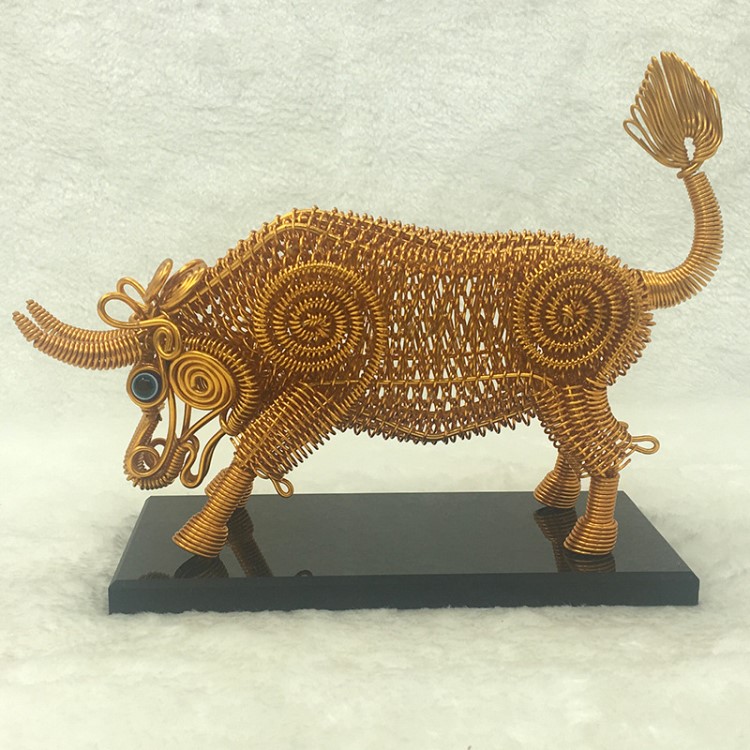 【车载牛】新奇特创意小商品金属丝diy手编手工艺品生肖动物模型