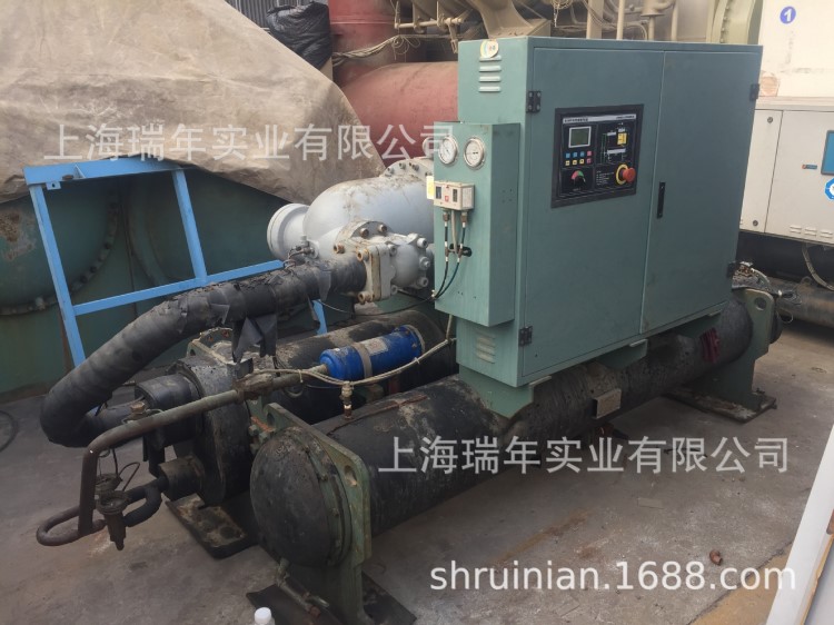 處理一臺二手中央空調清華同方SGHP-450A制冷量：367kw