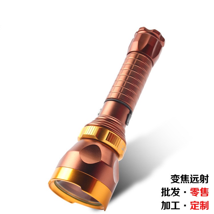 廠家直銷新款鋁合金USB充電強(qiáng)光手電筒 戶外野營(yíng)給手機(jī)充電手電筒