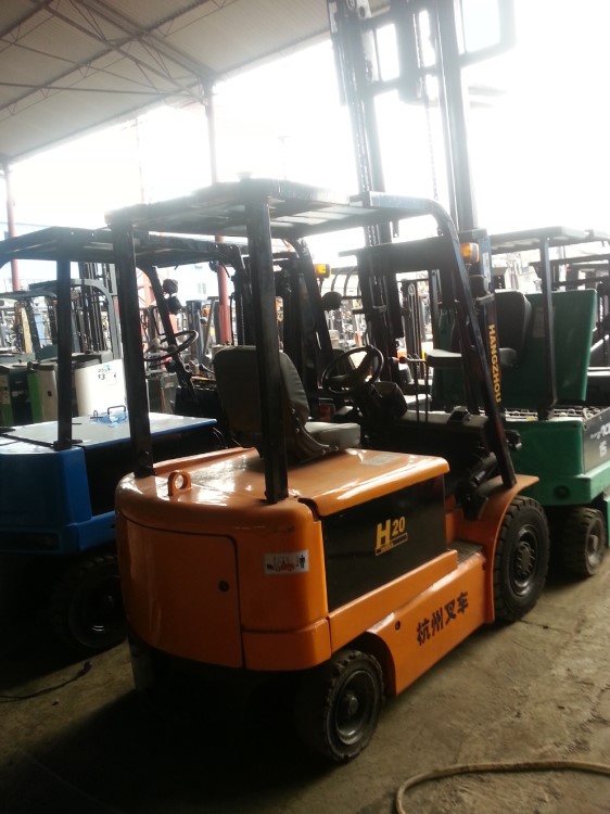 无锡市搬运装卸设备二手仓库装卸堆高车1.6吨电瓶叉车3门架4.5米