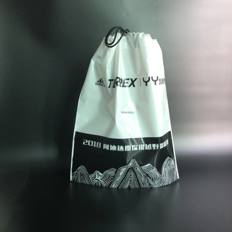 東莞塑料廠家定做乳白穿繩袋 環保服裝包裝袋CPE磨砂防水小束口袋