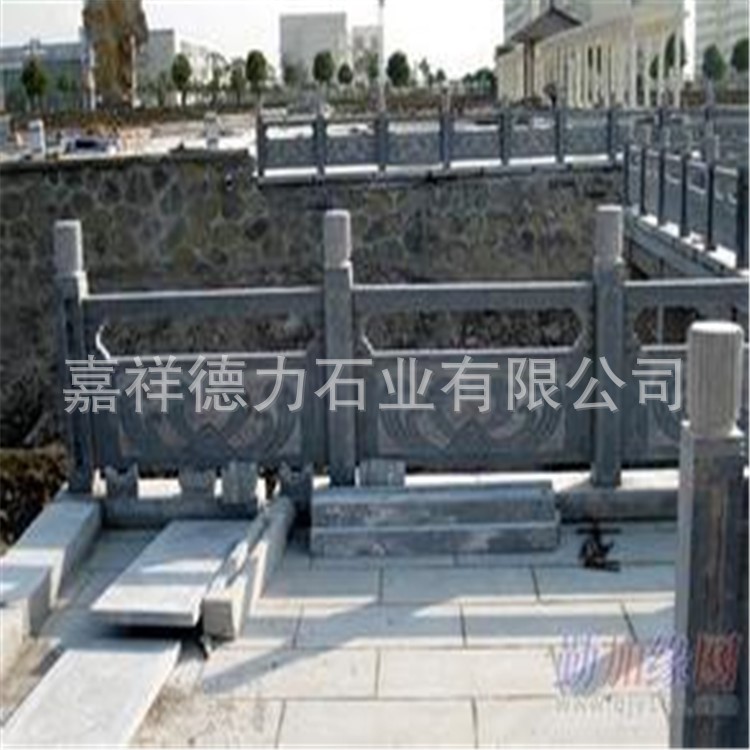 別墅花園石雕圍欄加工樓梯大橋寺廟青石欄桿價(jià)格 歡迎咨詢