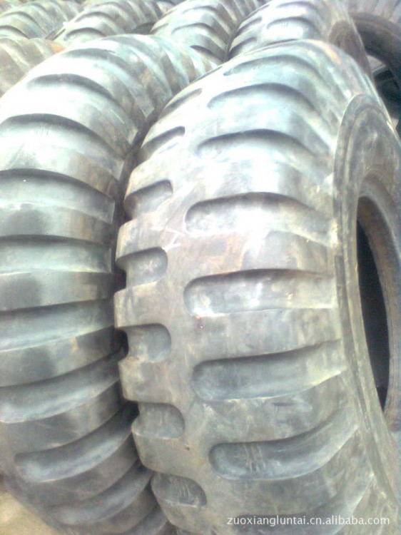 拆車(chē)輪胎    橫濱14.00-20   1400  20 尼龍?zhí)?
                                                         style=