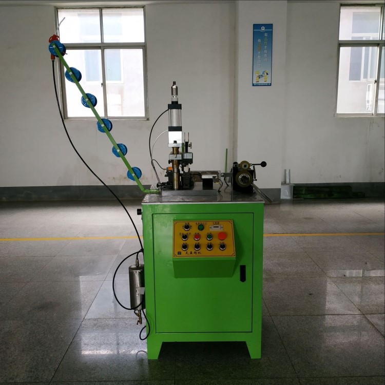 厂家直销供应服装拉链机械设备拉链机械全自动双内贴布机