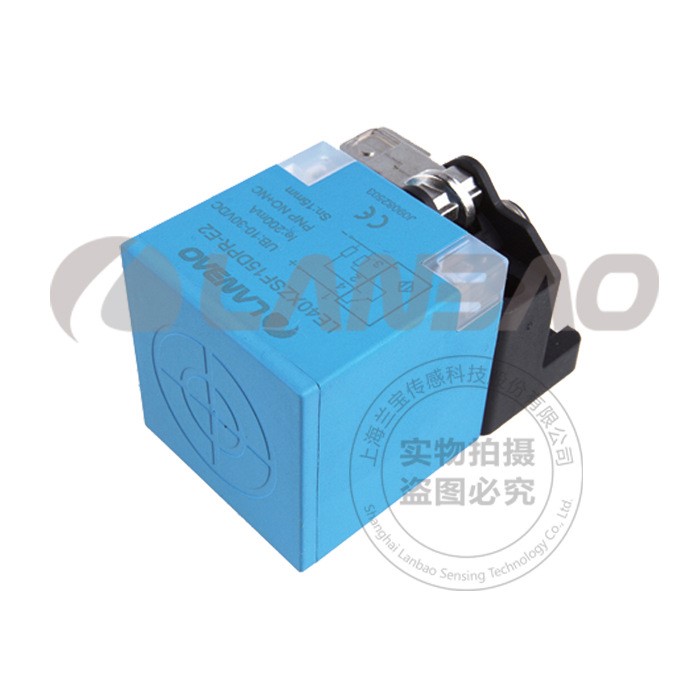 上海蘭寶LE40SZSN20DPR-E2電感傳感器接近開關感應器3線M12連接