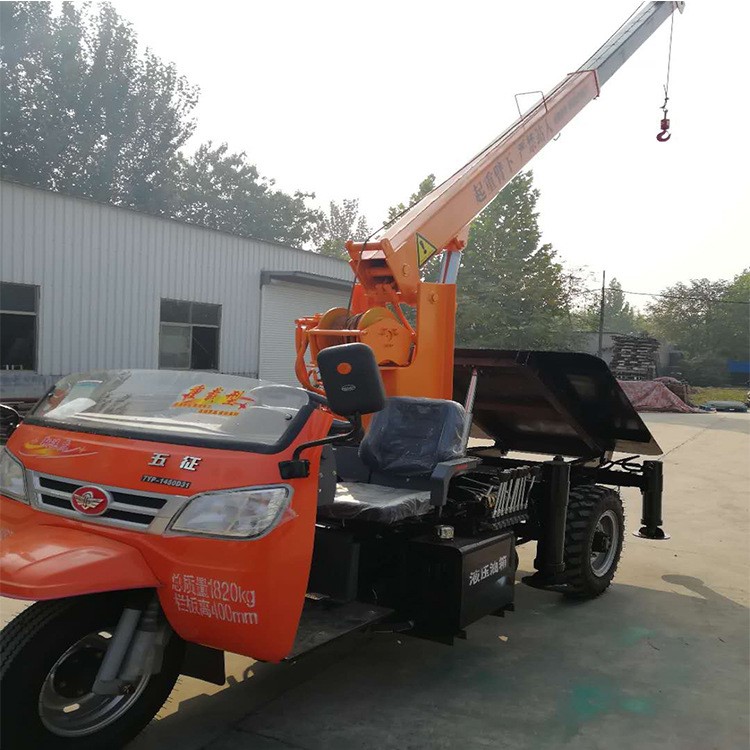 農用小型運輸用五征三輪隨車吊時風三輪平板吊拉樹吊樹用
