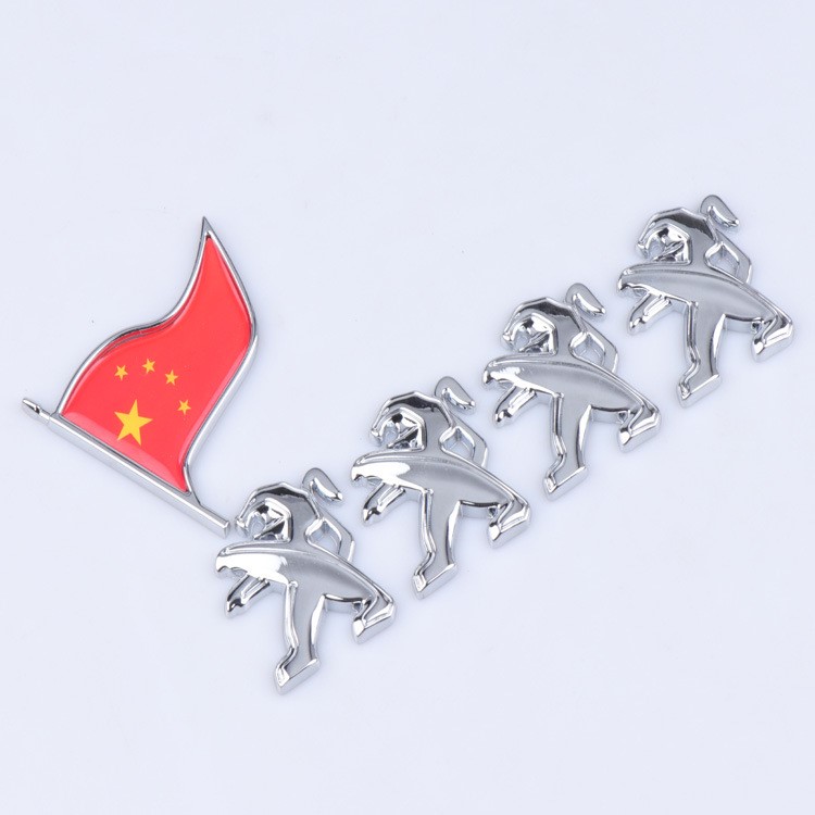 標(biāo)致408 308 301 508 3008 2008 改裝成隊(duì)小獅子舉旗裝飾金屬車貼