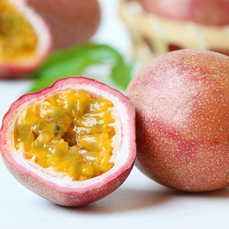 新鲜紫色百香果5斤热带水果西番莲中大果包邮鸡蛋果原浆果园现摘