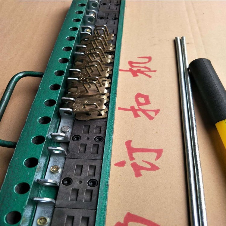 現貨供應皮帶扣釘扣機 強力皮帶扣釘扣機 SK300-1400錘砸式釘扣機