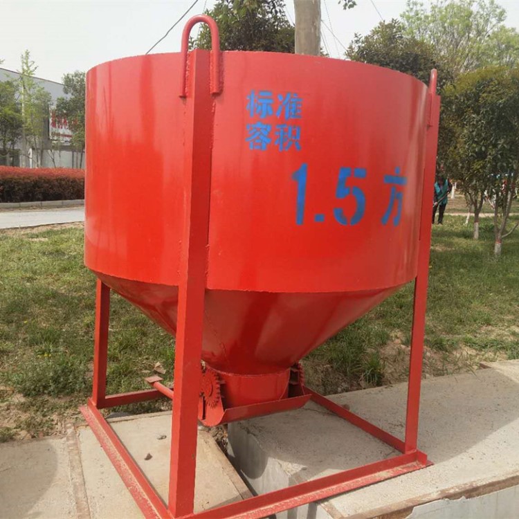大量供應(yīng)型號(hào)建筑料斗 建筑上料斗 混凝土上料斗