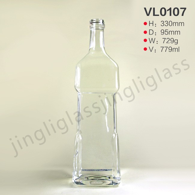 廠家直供 750ml洋酒瓶伏特加酒瓶現(xiàn)有模具可提供噴漆烤花工藝