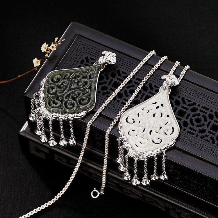 壹鹿銀S925銀和田玉碧玉如意吊墜流蘇鏤空花紋不含鏈復古女款
