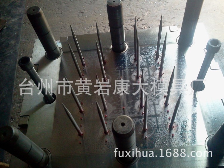 供應熱流道耗材實驗吸頭移液器模具，加長，非標定做