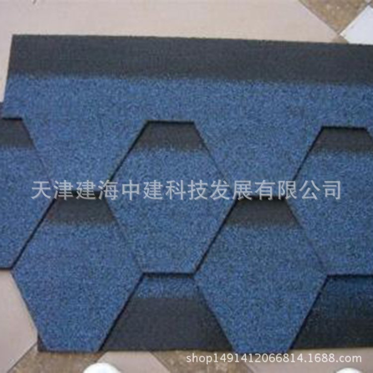 廠家批發(fā) 玻纖胎瀝青瓦  屋面瓦 油氈瓦 木屋用瀝青瓦 崗亭屋面瓦