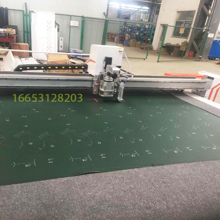 高頻震動(dòng)刀切割機(jī)PVC真皮 皮革材料裁床全自動(dòng)電腦裁剪數(shù)控機(jī)床