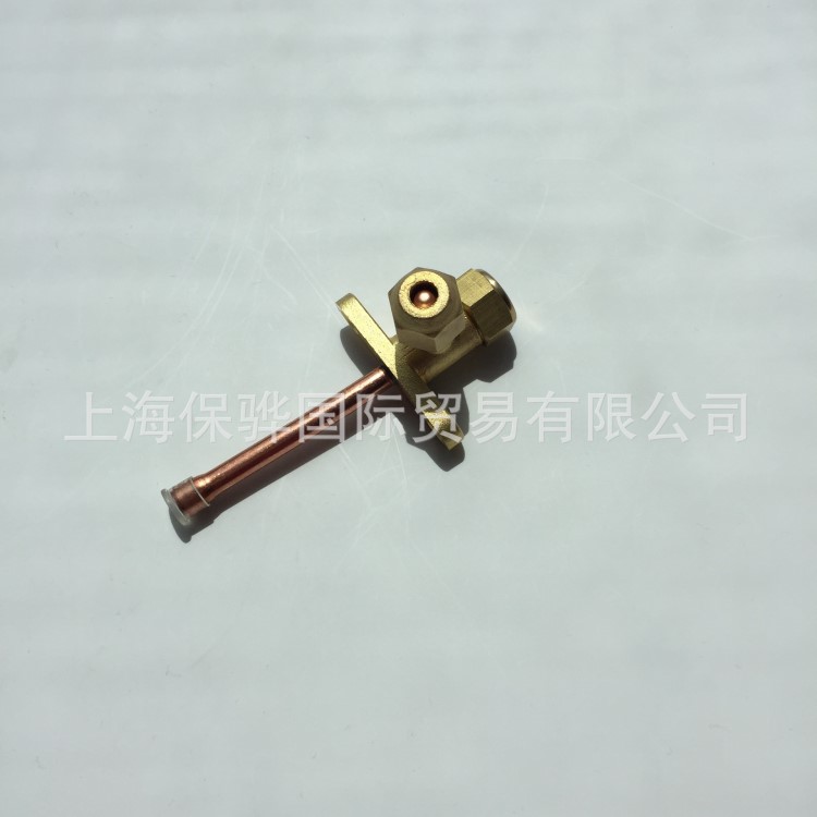分體式冷凍冷藏、空調和熱泵機組的回氣管和液管的快速連接截止閥