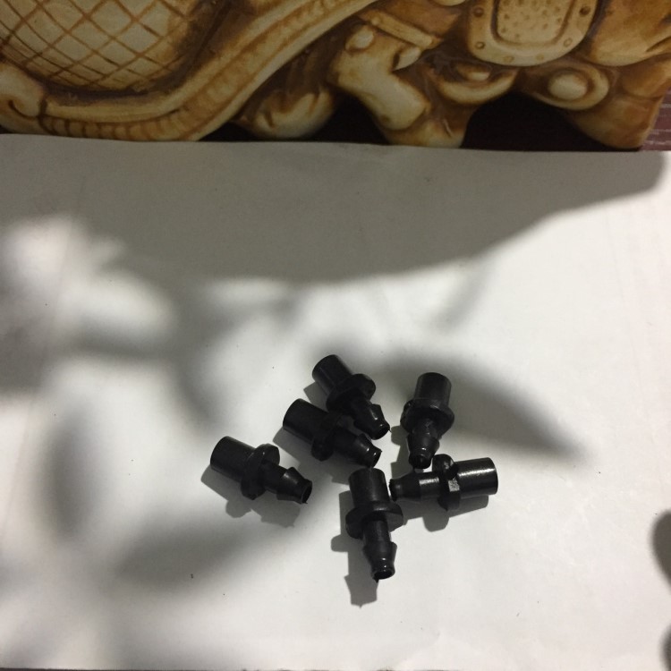 廠家直銷農業園林綠化帶灌溉pe管4/7毛管鏈接頭6mm噴頭單倒