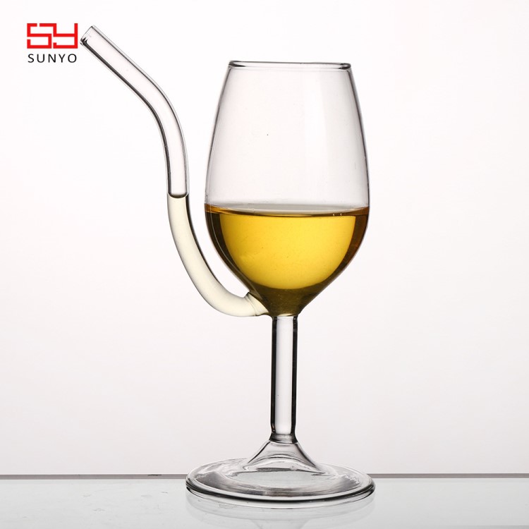 創(chuàng)意新款高硼硅吸管玻璃杯 高腳帶吸管果汁杯飲料杯 酒吧咖啡廳用