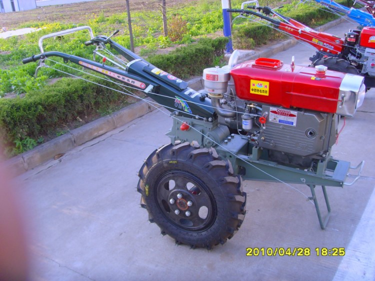 手扶拖拉機，小型手扶拖拉機，旋耕機，沭河15馬力手扶拖拉機