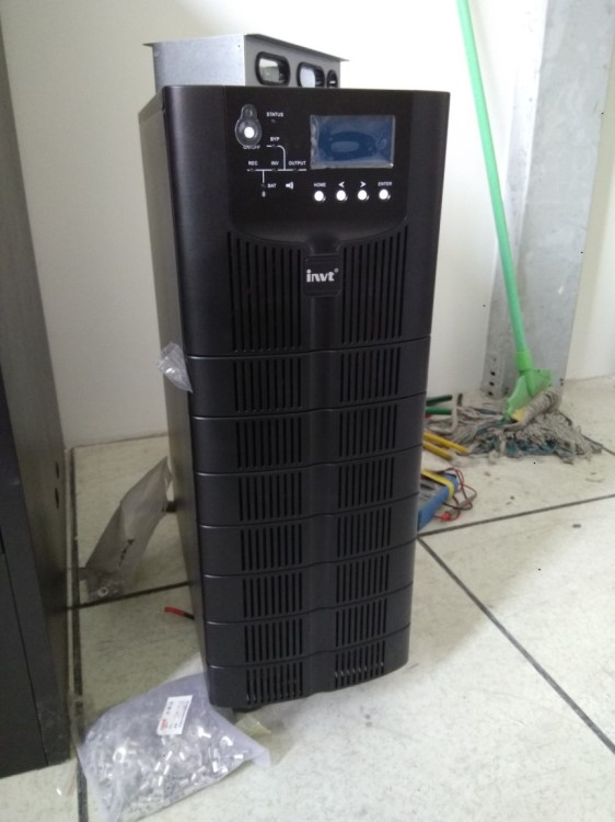 英威腾UPS电源20KVA (HT1120H/8000W)标机 内置电池 延时15分钟